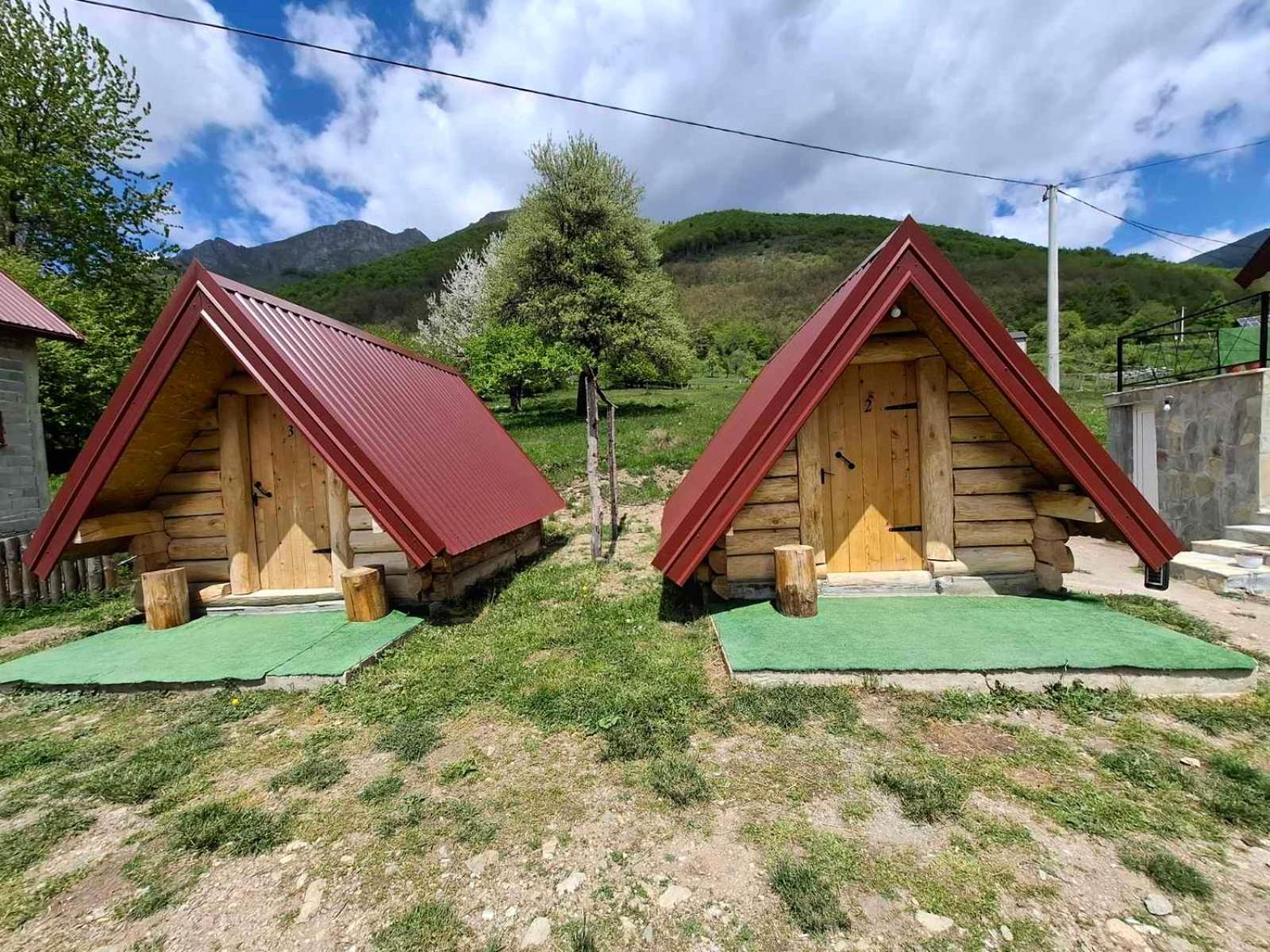 Bungalows Malagic Gusinje المظهر الخارجي الصورة